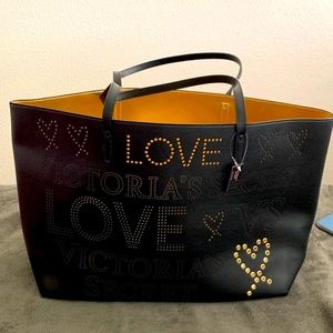 Victoria’s Secret Tote